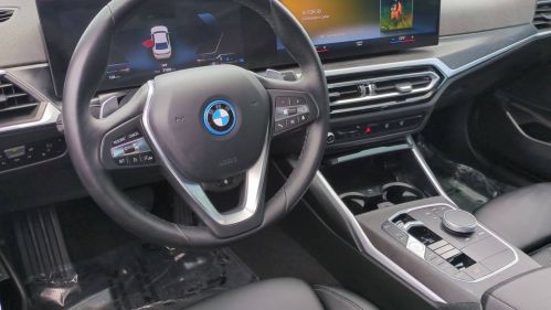 2024 BMW 3 Series - Images - 27