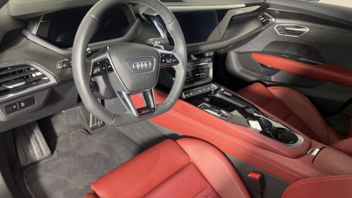 2024 Audi RS e-tron GT - Images - 12