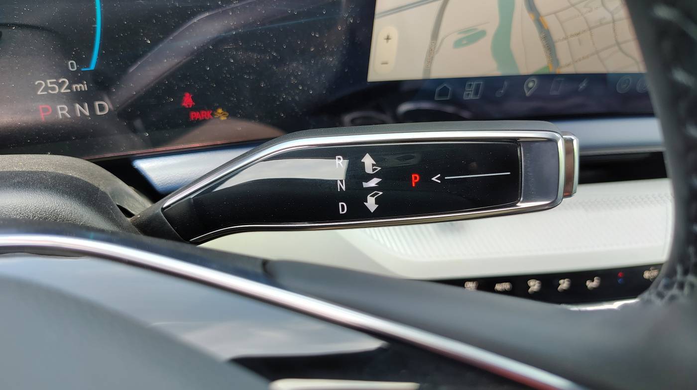 2025 Cadillac OPTIQ 3GYK3GMR3SS208428