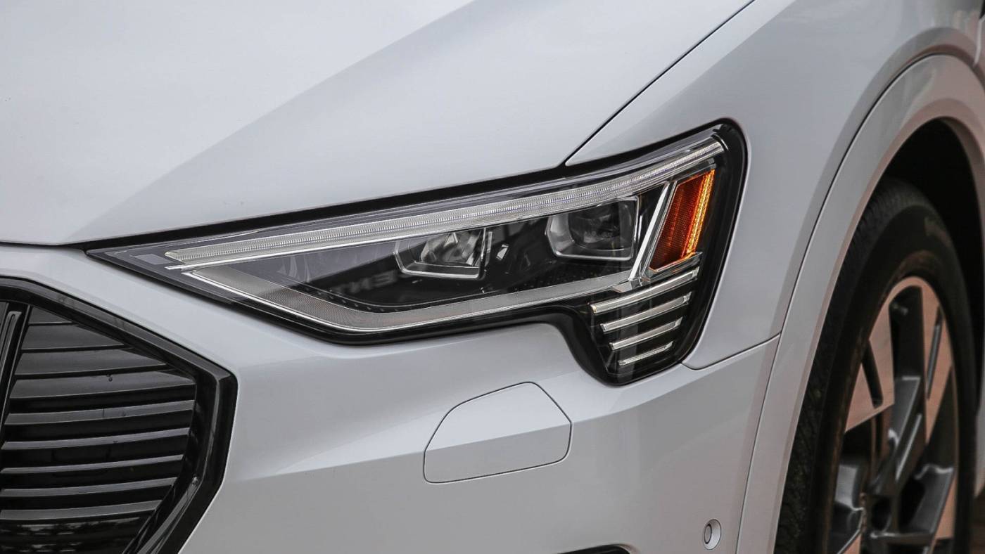 2022 Audi e-tron WA1AAAGE0NB013992