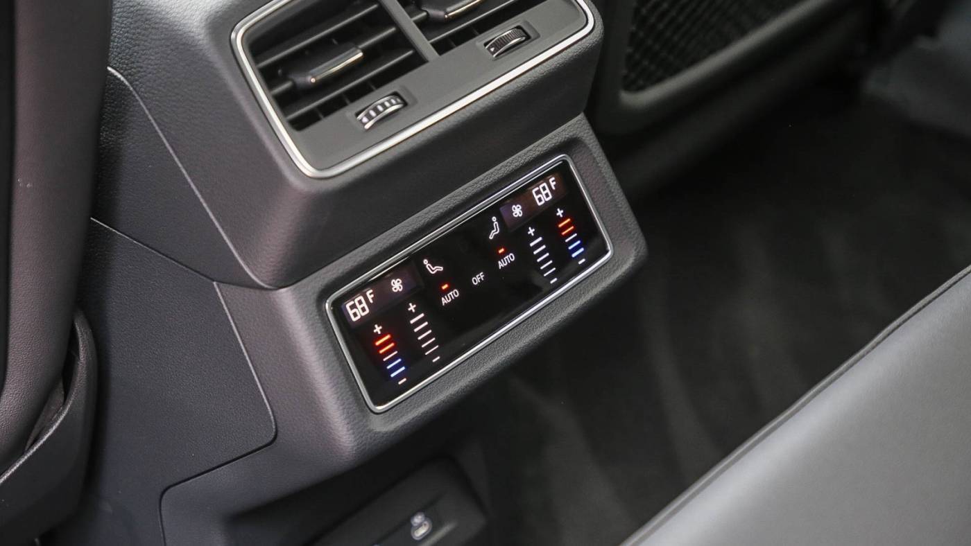 2022 Audi e-tron WA1AAAGE0NB013992