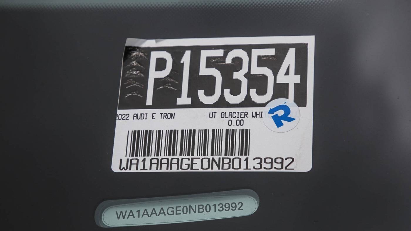 2022 Audi e-tron WA1AAAGE0NB013992