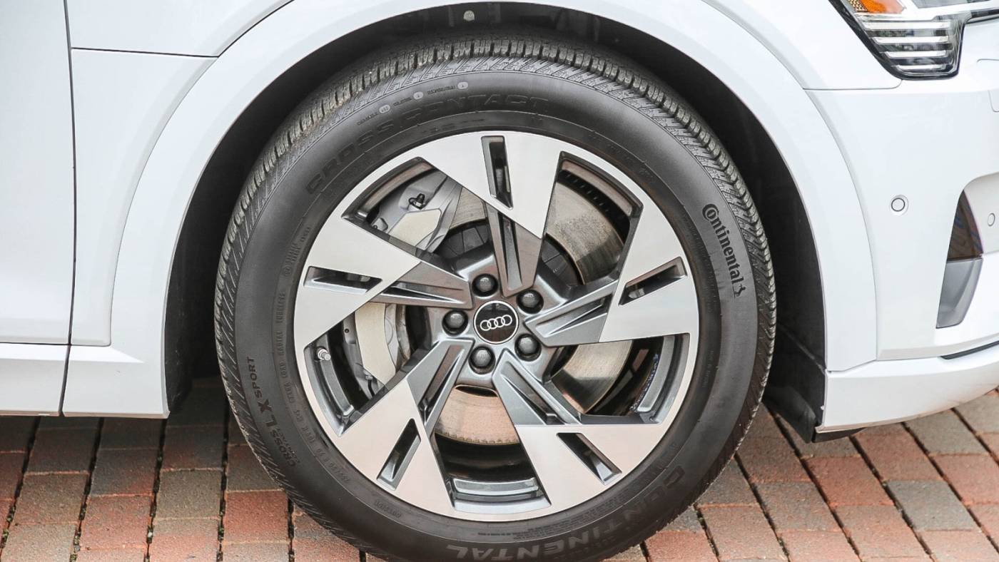 2022 Audi e-tron WA1AAAGE0NB013992