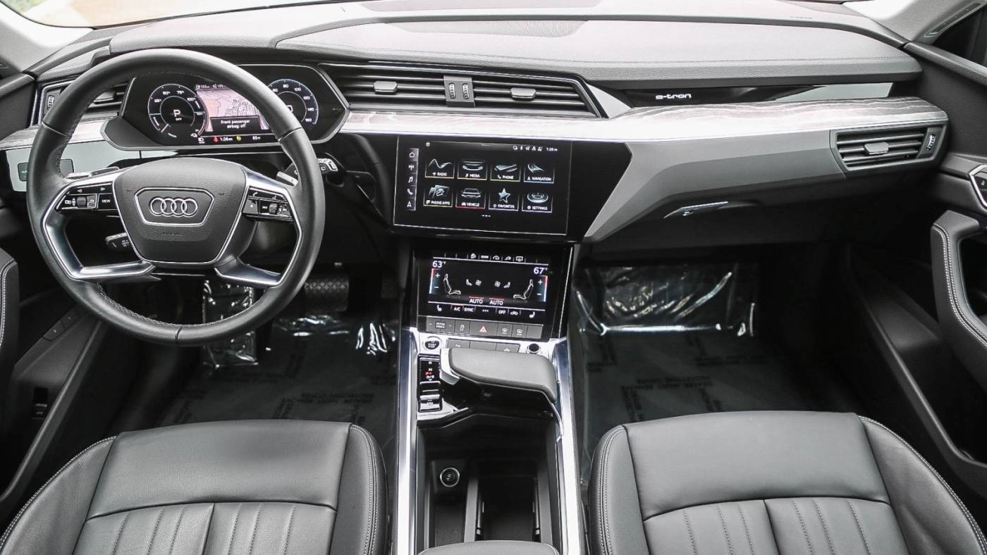 2022 Audi e-tron WA1AAAGE0NB013992