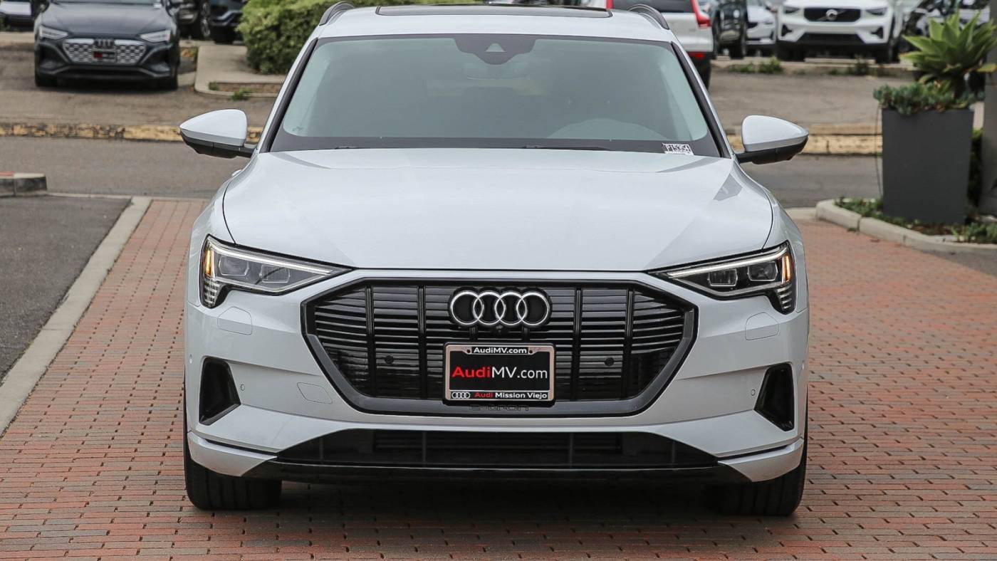 2022 Audi e-tron WA1AAAGE0NB013992
