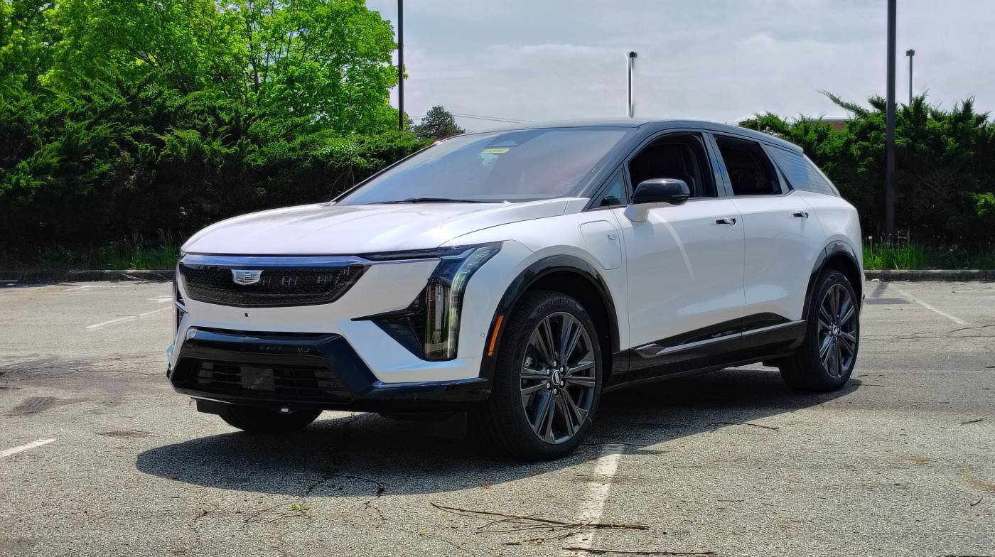 2025 Cadillac OPTIQ 3GYK3GMR3SS208428