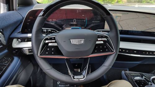2025 Cadillac OPTIQ 3GYK3GMR3SS208428