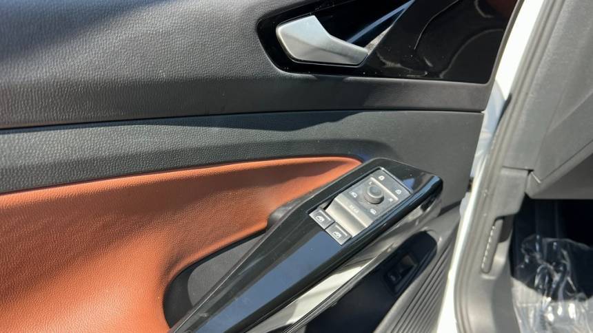 2021 Volkswagen ID.4 WVGTMPE26MP060443