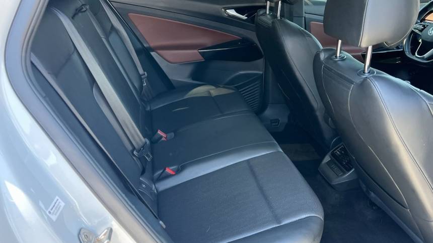 2021 Volkswagen ID.4 WVGTMPE26MP060443