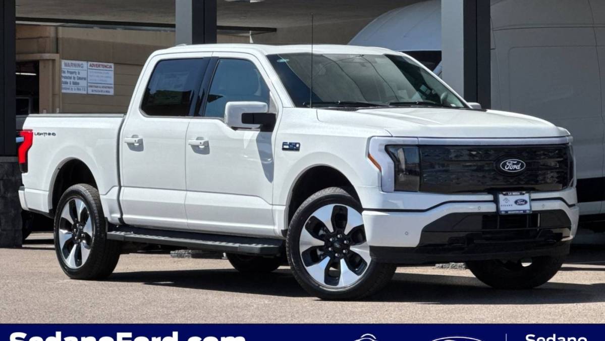 2025 Ford F-150 Lightning - Images - 1