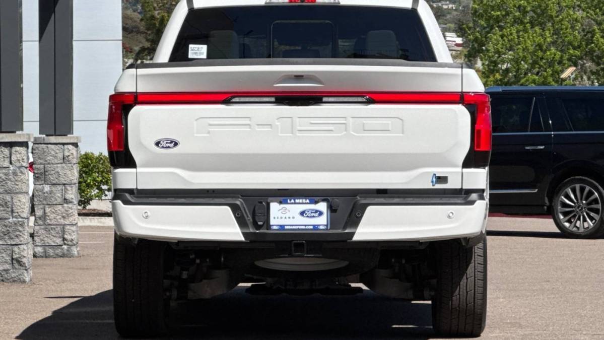 2025 Ford F-150 Lightning - Images - 4