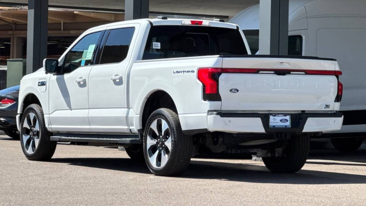 2025 Ford F-150 Lightning - Images - 5