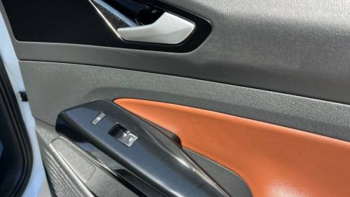 2021 Volkswagen ID.4 WVGTMPE26MP060443
