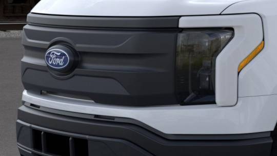 2025 Ford F-150 Lightning - Images - 17