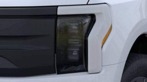 2025 Ford F-150 Lightning - Images - 18