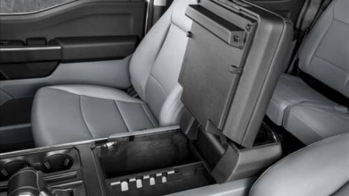 2025 Ford F-150 Lightning - Images - 10