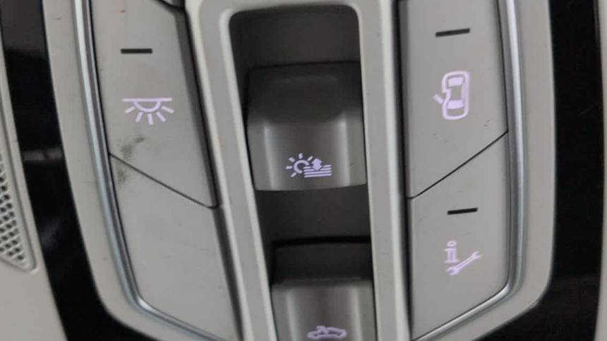 2019 Audi e-tron WA1LAAGE0KB022745