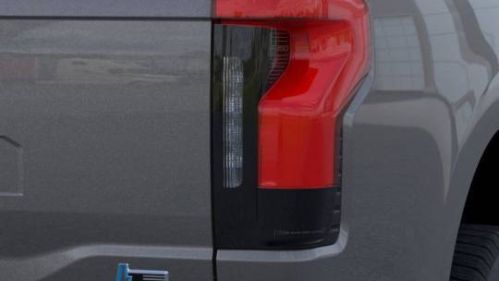 2025 Ford F-150 Lightning 1FT6W3LU6SWG10414