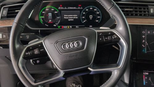 2019 Audi e-tron WA1LAAGE0KB022745
