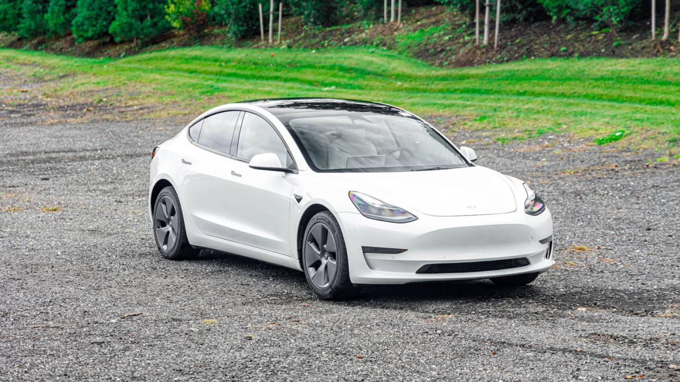 2020 Tesla Model 3 5YJ3E1EAXLF785879
