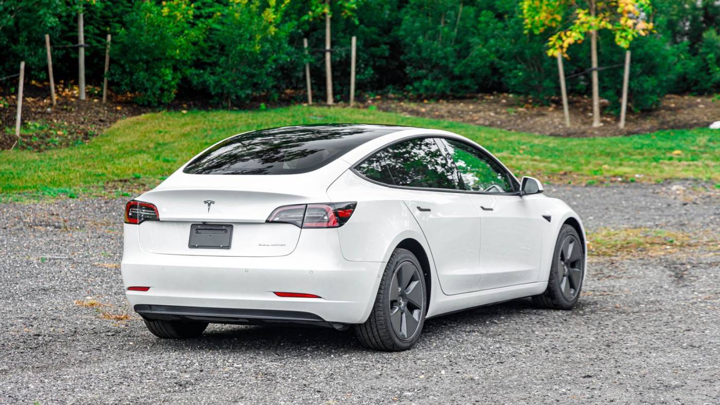 2020 Tesla Model 3 5YJ3E1EAXLF785879