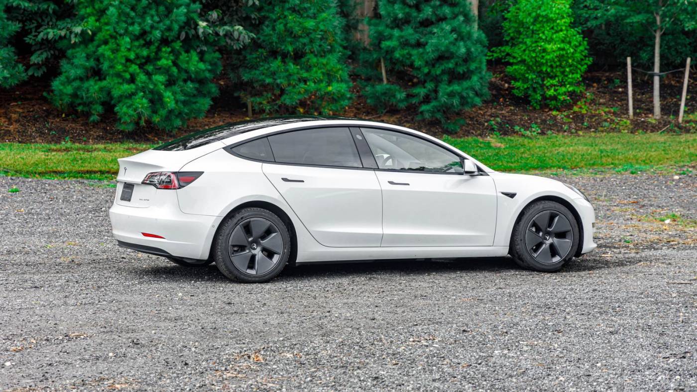 2020 Tesla Model 3 5YJ3E1EAXLF785879