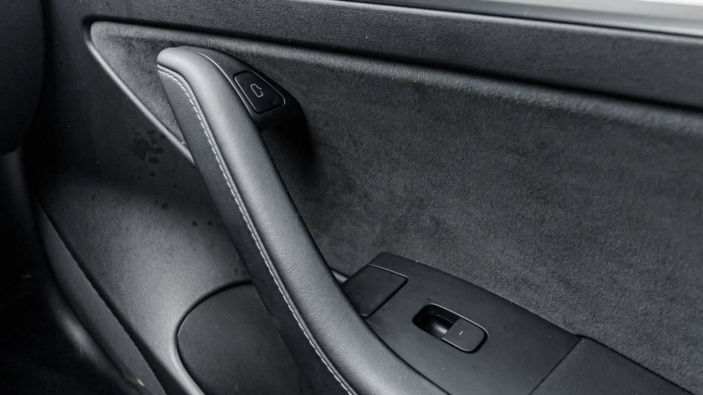 2020 Tesla Model 3 5YJ3E1EAXLF785879