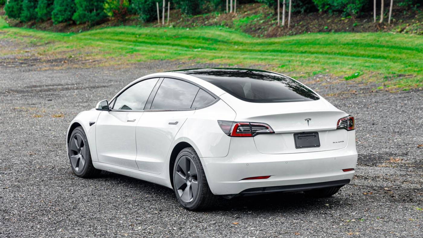2020 Tesla Model 3 5YJ3E1EAXLF785879