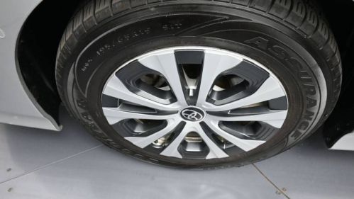 2020 Toyota Prius Prime - Images - 14