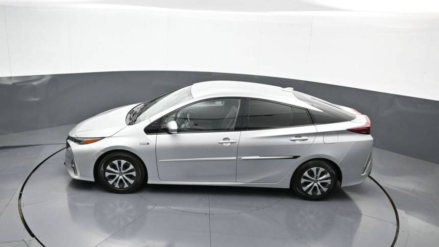 2020 Toyota Prius Prime - Images - 37