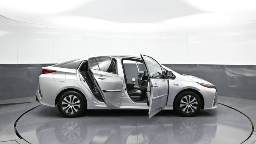 2020 Toyota Prius Prime - Images - 38