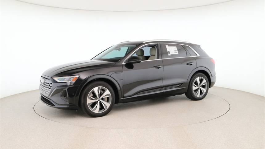 2024 Audi Q8 e-tron - Images - 3