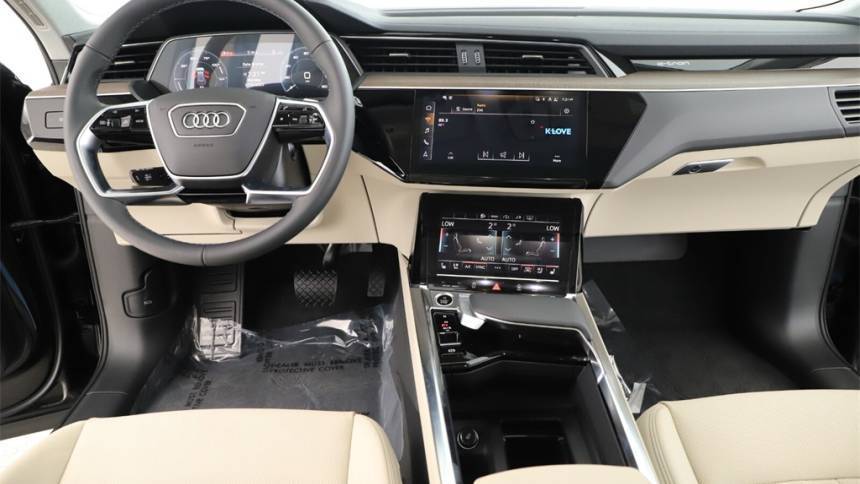 2024 Audi Q8 e-tron - Images - 18