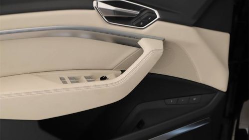 2024 Audi Q8 e-tron - Images - 21