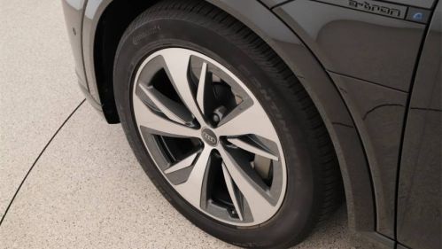2024 Audi Q8 e-tron - Images - 30