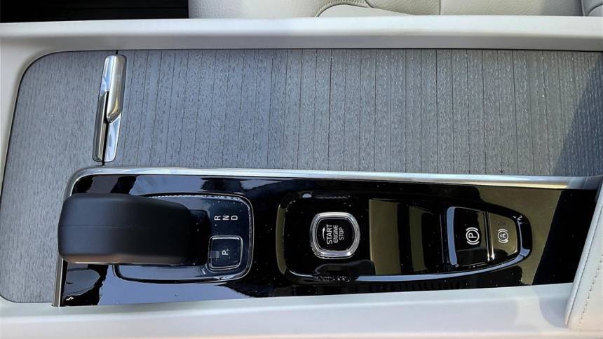 2025 Volvo XC60 YV4H60RC4S1055964