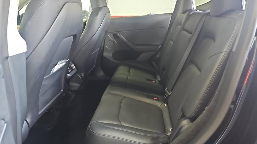 2023 Tesla Model Y 7SAYGDEF8PA049283