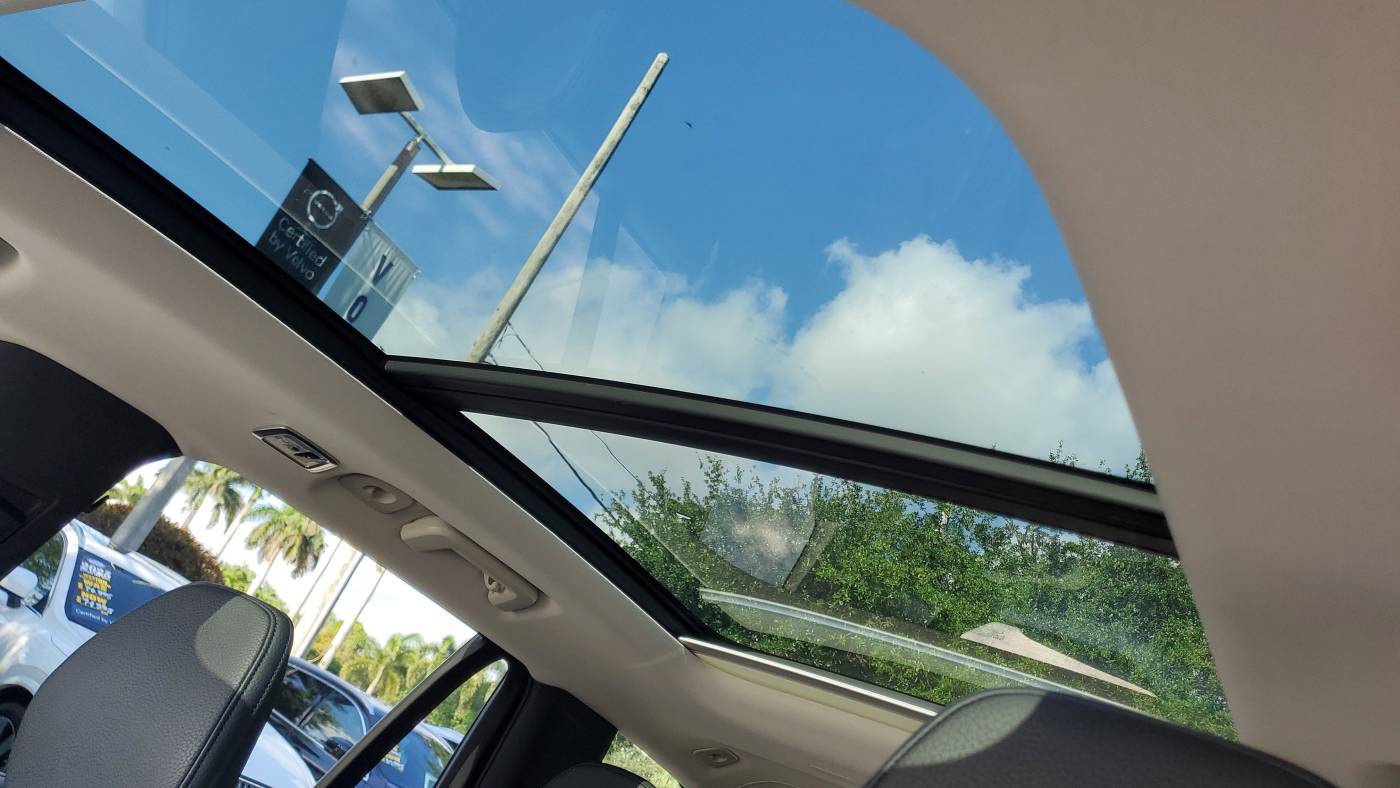 2022 Volvo XC90 YV4H60CZ9N1844144