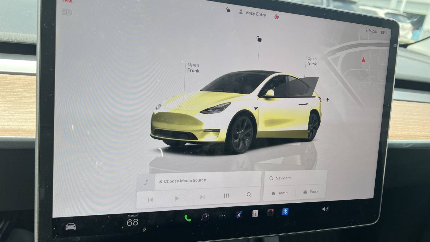 2025 Tesla Model Y 7SAYGAEE7SF222289