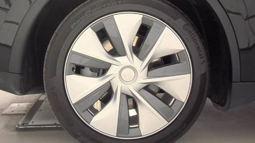 2023 Tesla Model Y 7SAYGDEF8PA049283