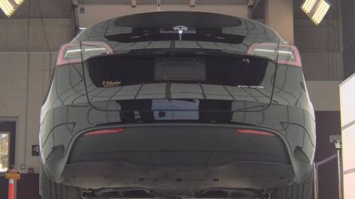 2023 Tesla Model Y 7SAYGDEF8PA049283