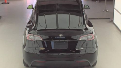2023 Tesla Model Y 7SAYGDEF8PA049283