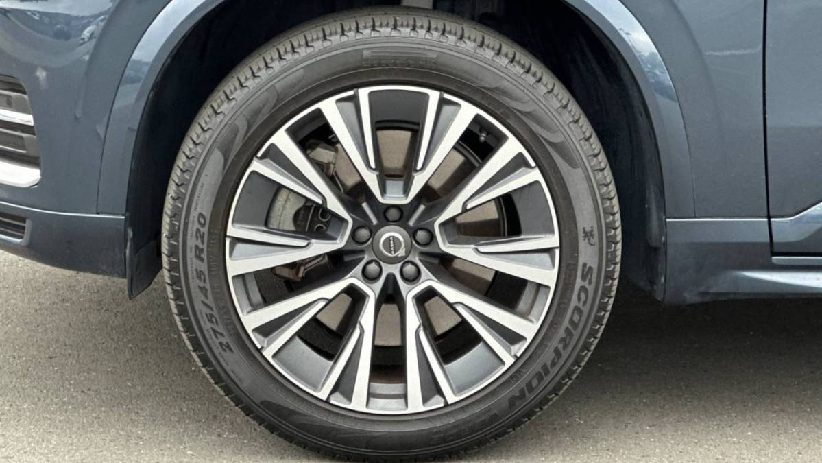 2022 Volvo XC90 - Images - 11