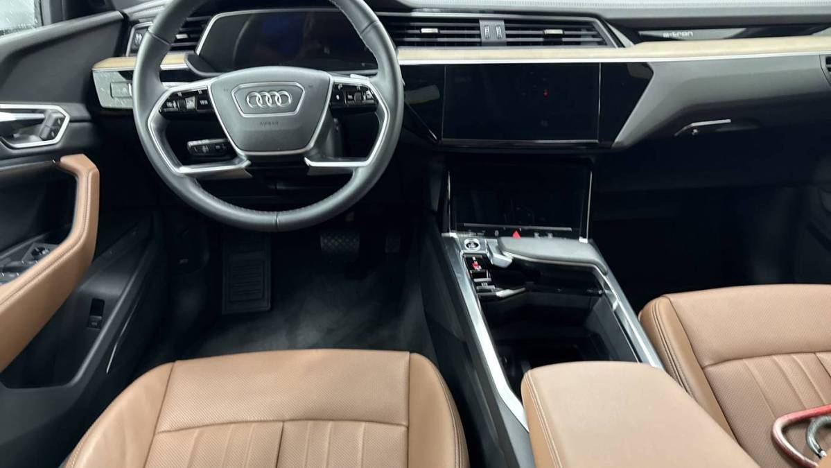 2024 Audi Q8 e-tron - Images - 10