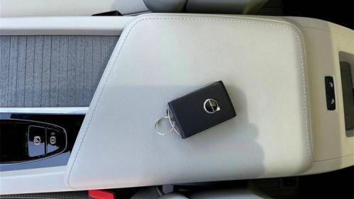 2025 Volvo XC60 YV4H60RC4S1055964