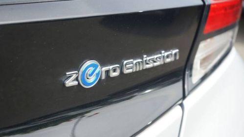 2019 Nissan LEAF - Images - 10