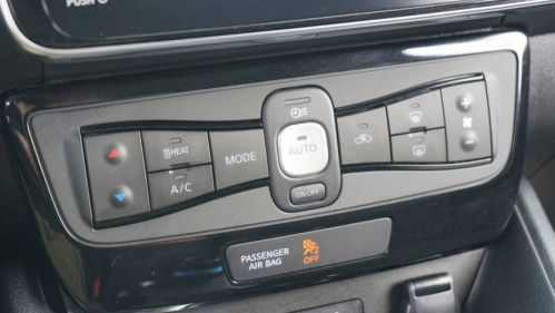 2019 Nissan LEAF - Images - 18