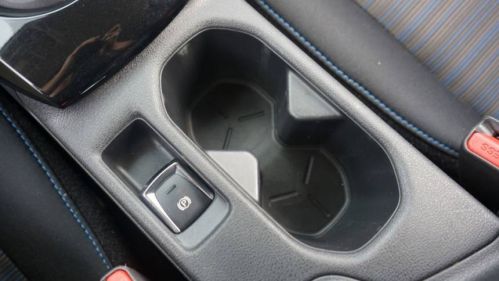 2019 Nissan LEAF - Images - 23