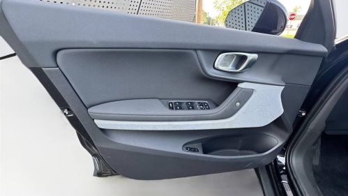2021 Polestar 2 - Images - 7