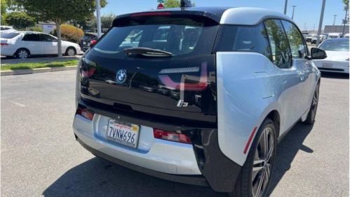 2017 BMW i3 - Images - 5